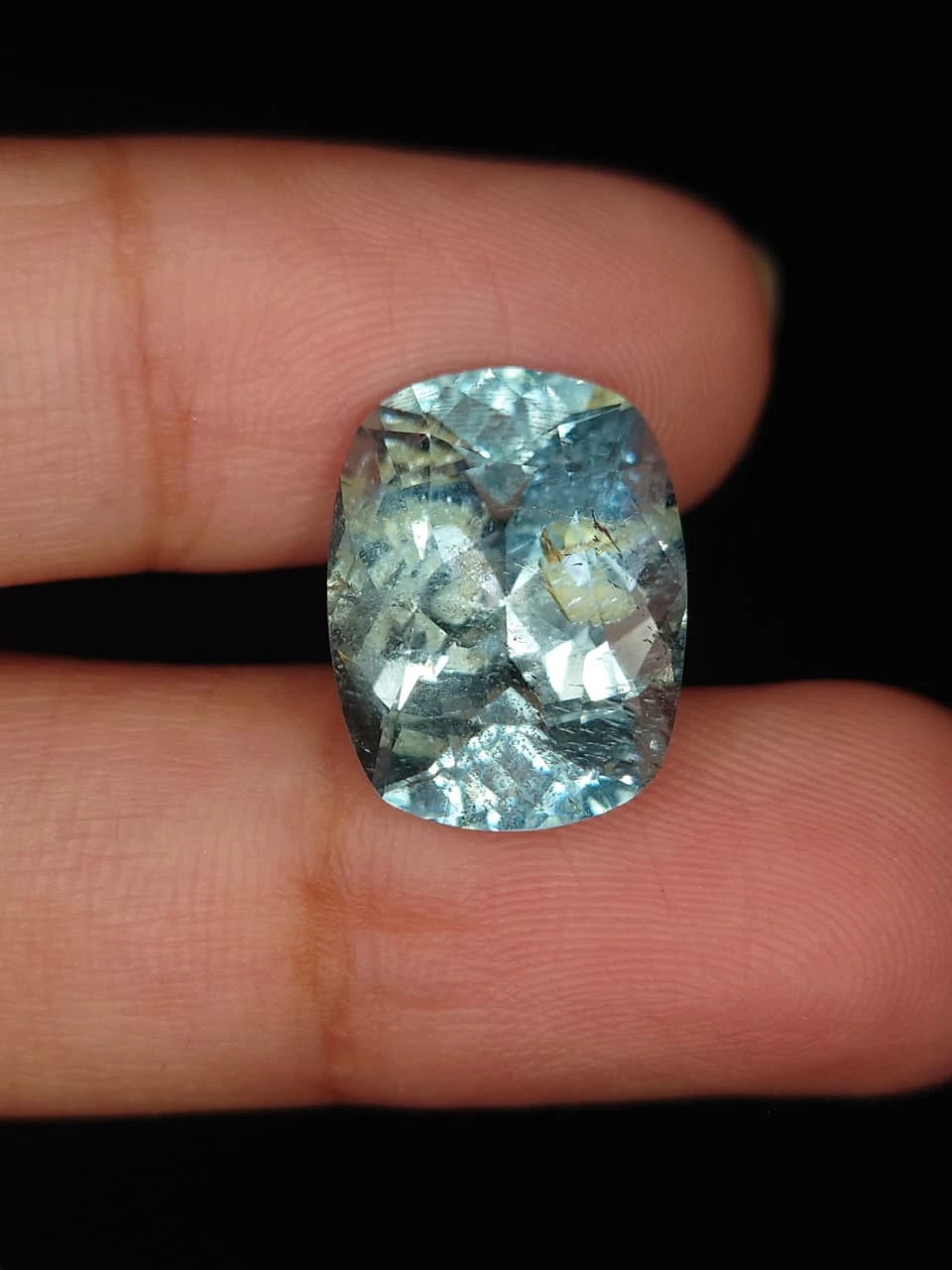 9.4ct Natural Medium Blue Aquamarine from Nigeria — view 4